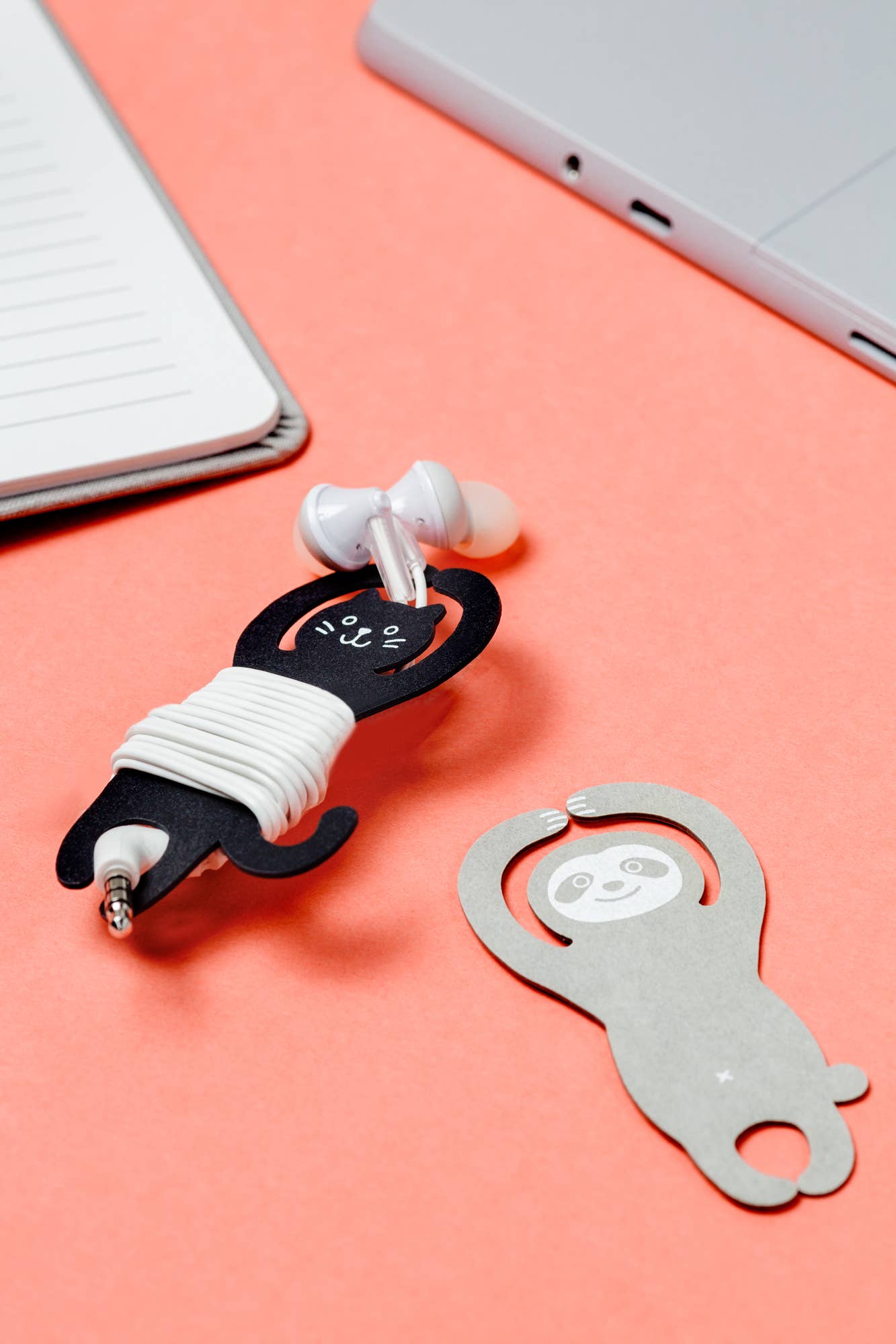 SUGAI WORLD - Earphone Buddy Cable Holder