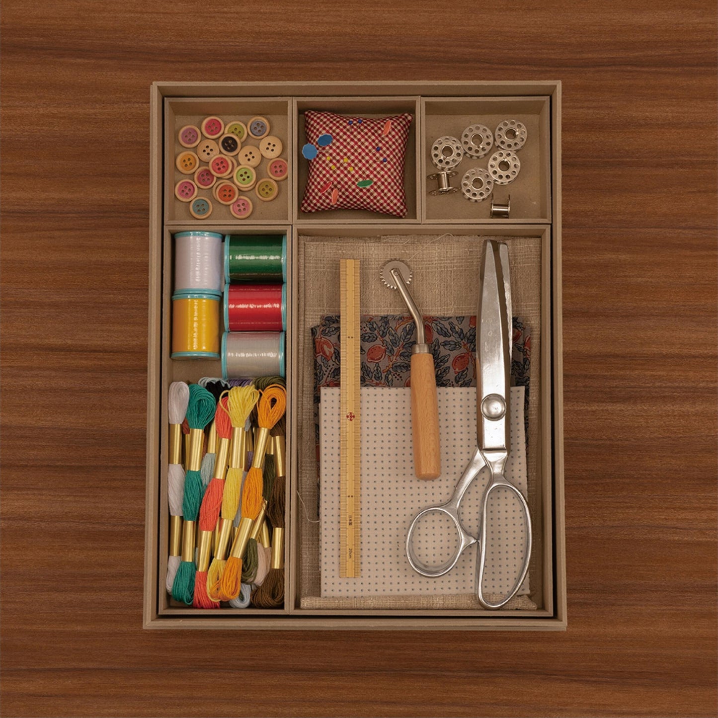 Nakabayashi Organizing Bento Box - A4 - Light Brown