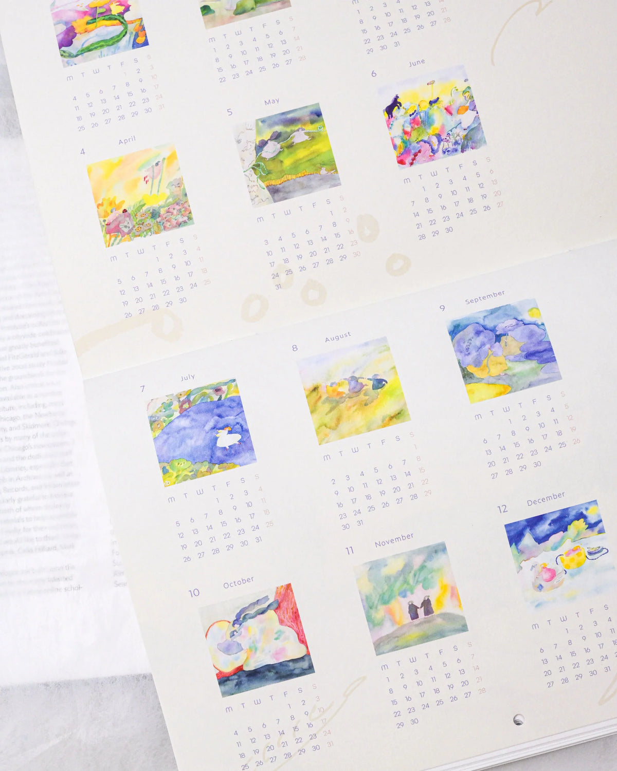 dodolulu - 2027 A4 Illustrated Wall Calendar