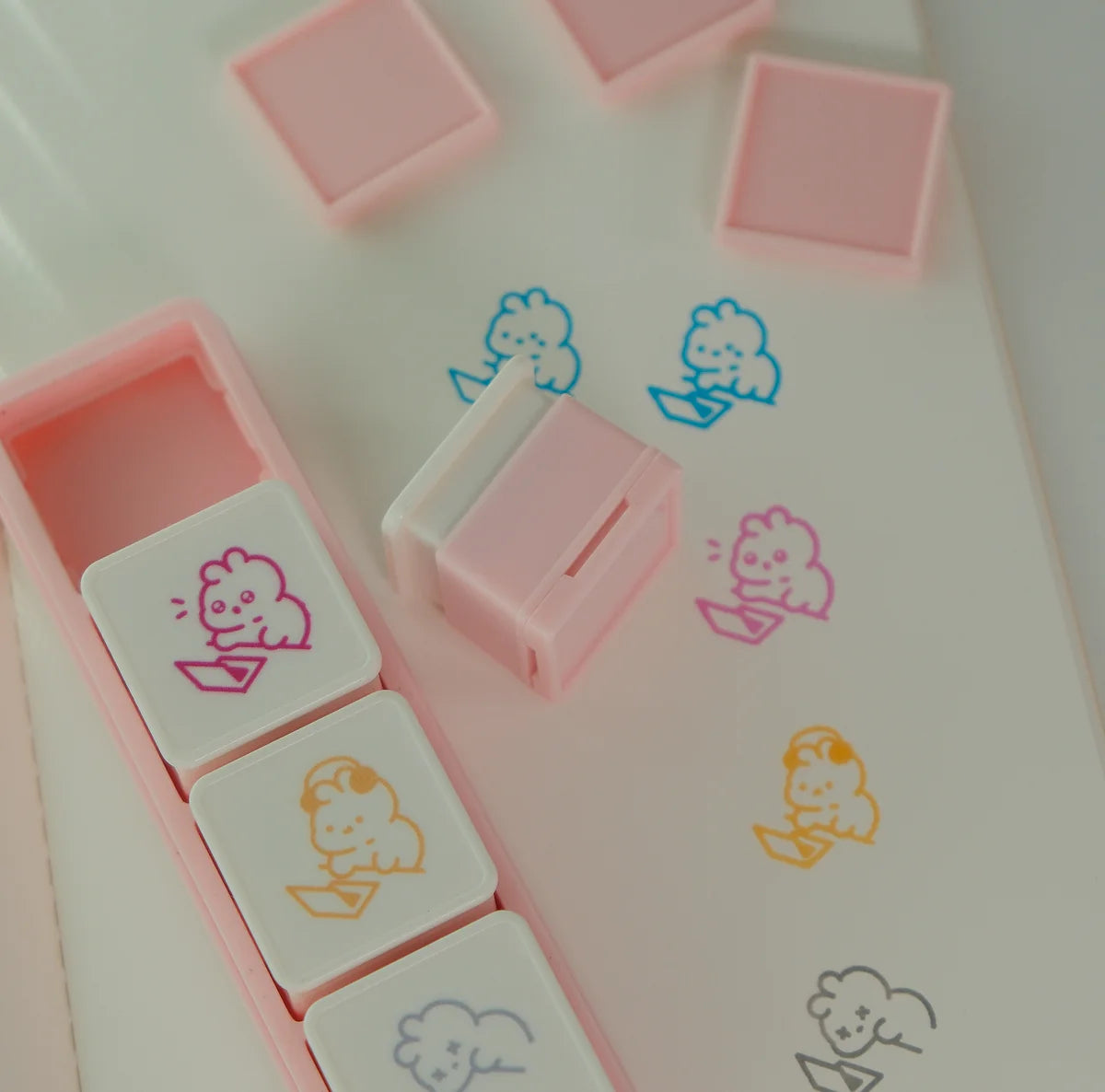 2jingis2jing - Large Bunny Button Stamp