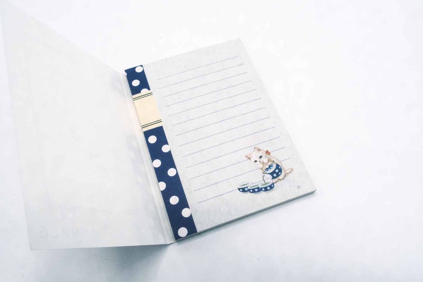 Pottering Cat Memo Pad - Mini Polka Dot