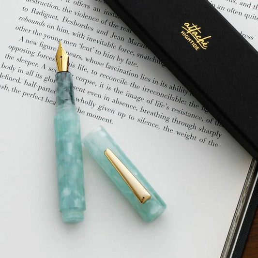 Attache Marbled Fountain Pen