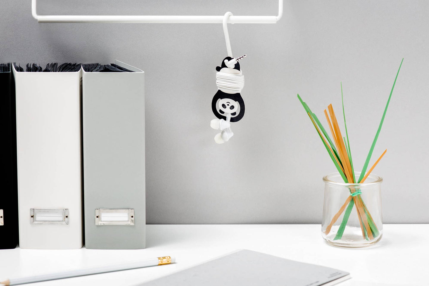 SUGAI WORLD - Earphone Buddy Cable Holder - Panda