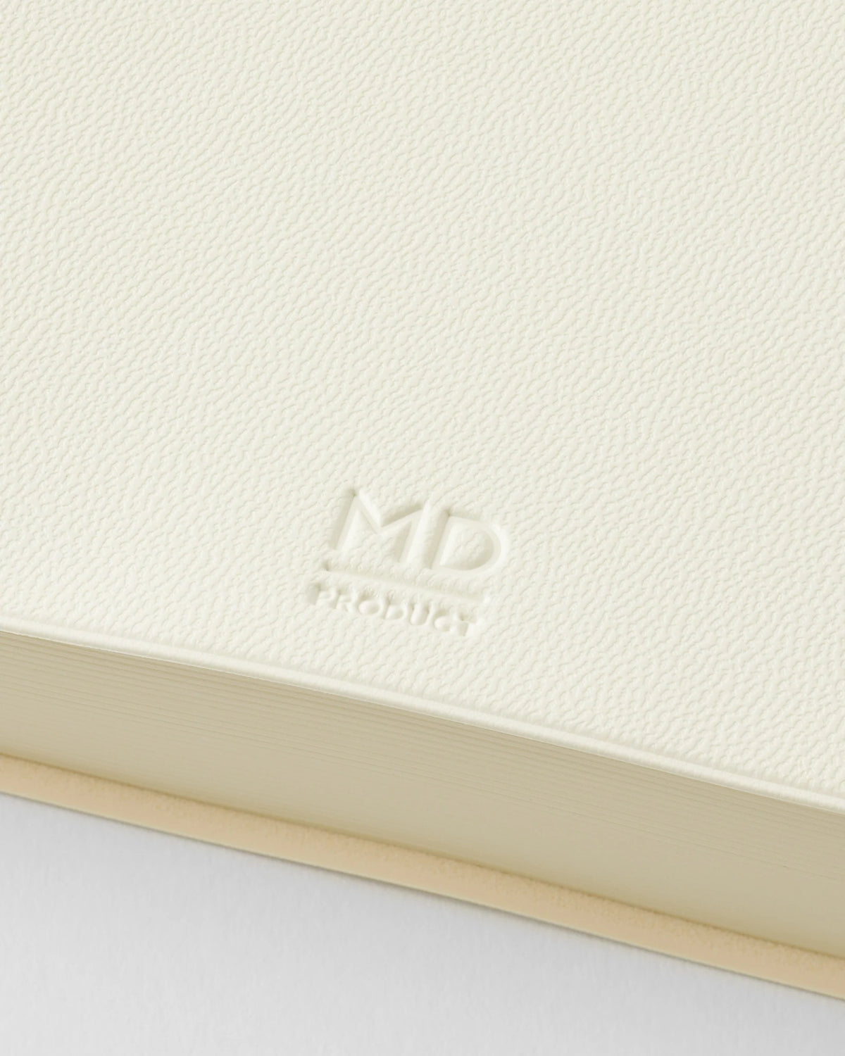 MD 2027 Notebook Diary 1 Day 1 Page - A5 Square