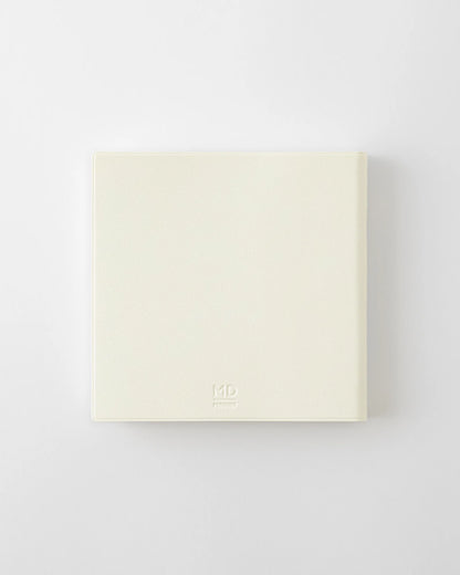 MD 2027 Notebook Diary 1 Day 1 Page - A5 Square