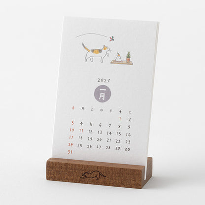 Midori 2027 Stand Calendar - Cat