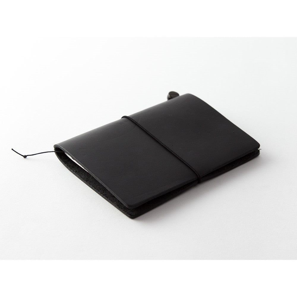 TRAVELER'S Notebook - Passport Size - Black
