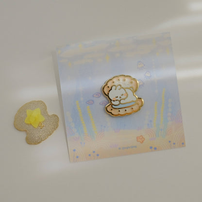 2jingis2jing - Pearl Bunny Enamel Pin