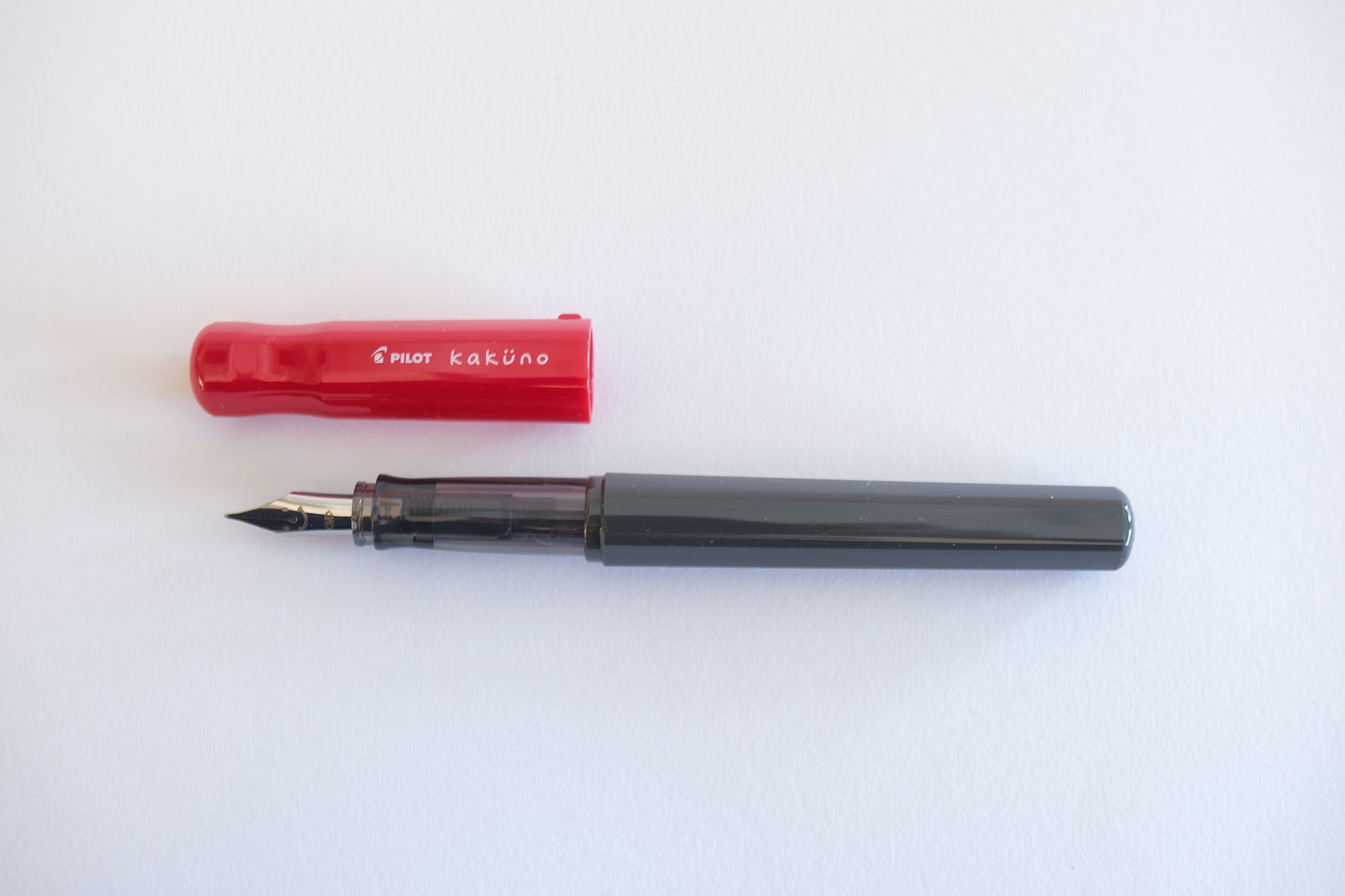 Kakuno Fountain Pen - Medium Nib, Gray Barrel/Red Cap