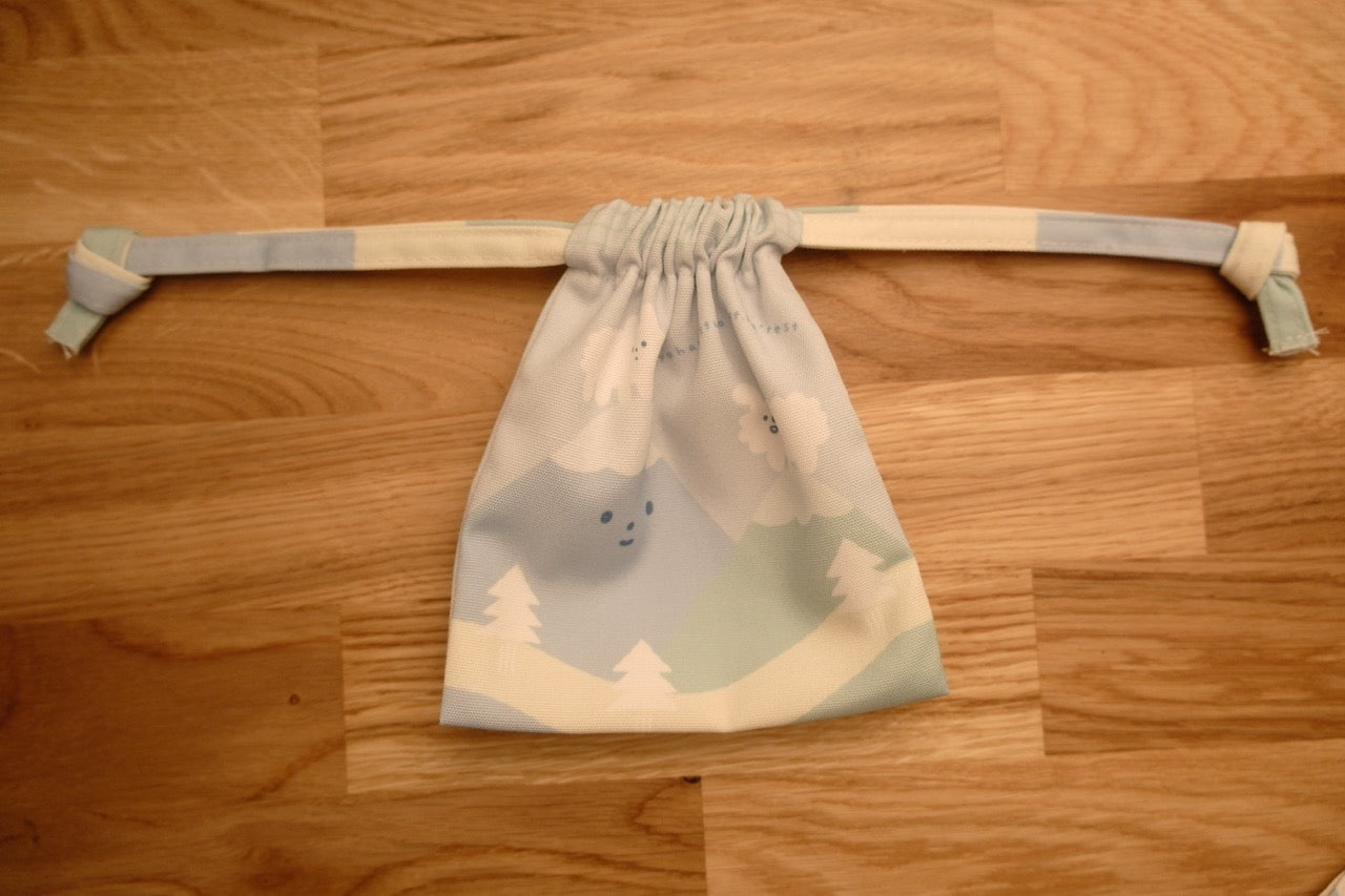 Mt. Fo’rest x Yohand Studio - Drawstring Bag: Dog Cloud Climbing Mt. Fo’rest