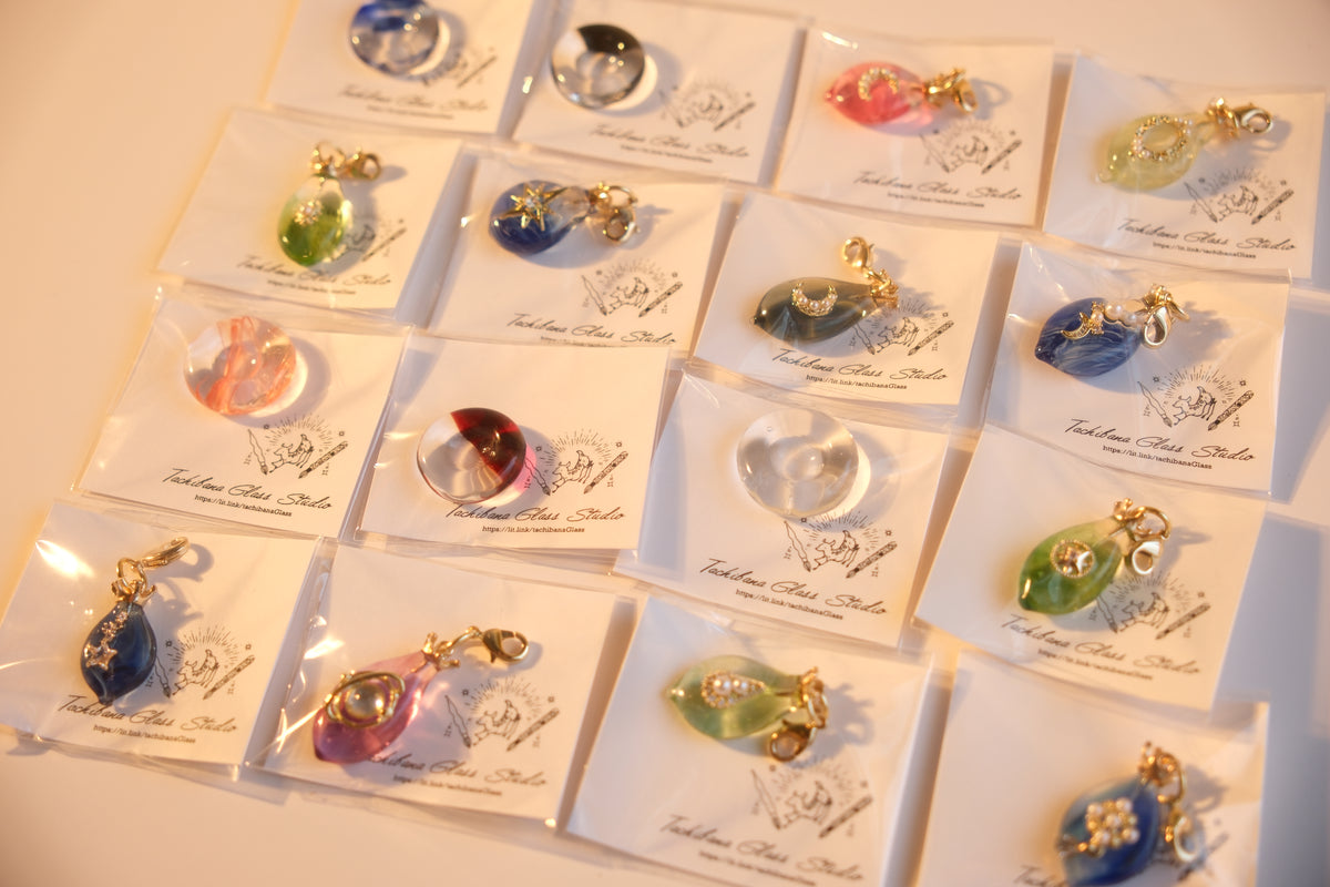 Tachibana Glass Studio - Ink Bean Plate