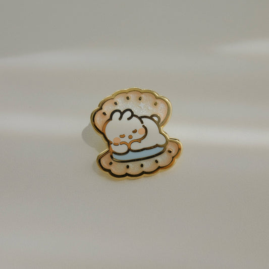 2jingis2jing - Pearl Bunny Enamel Pin