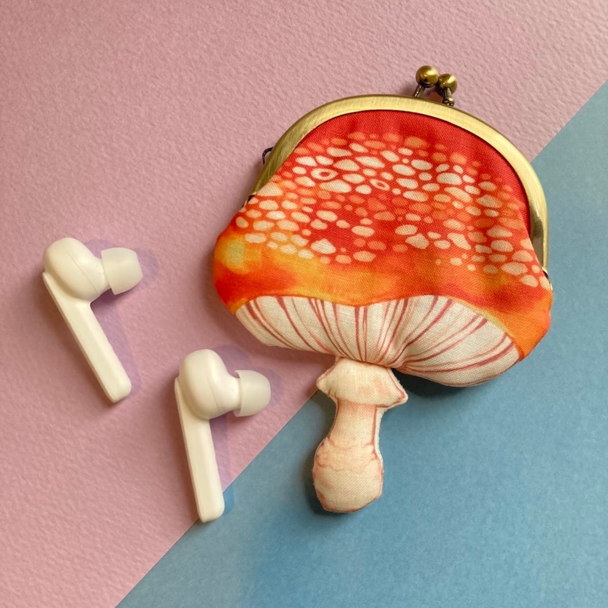 nocco. - Coin Purse - Benitengutake