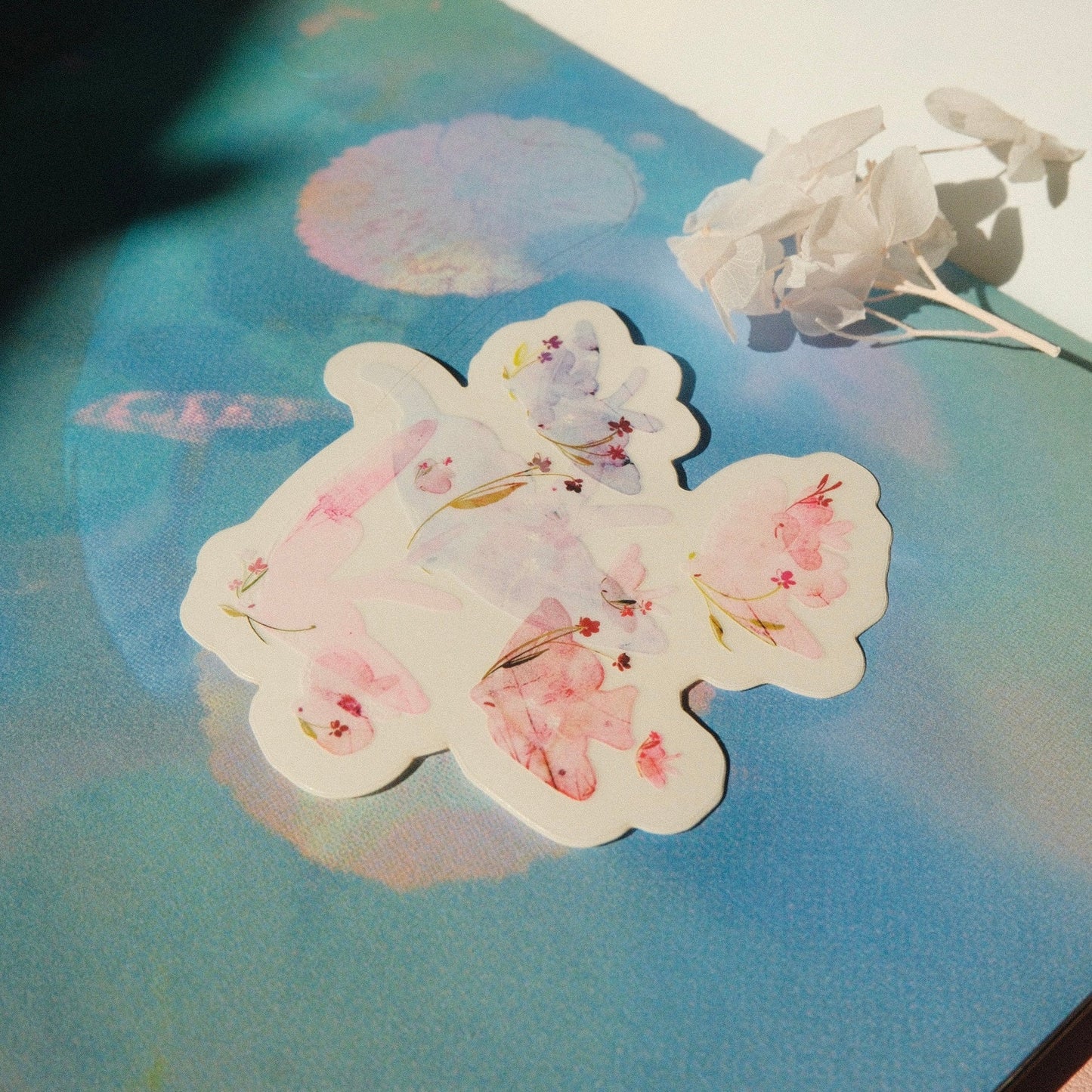 mikan manta - Transparent Sticker - Birdies Flying