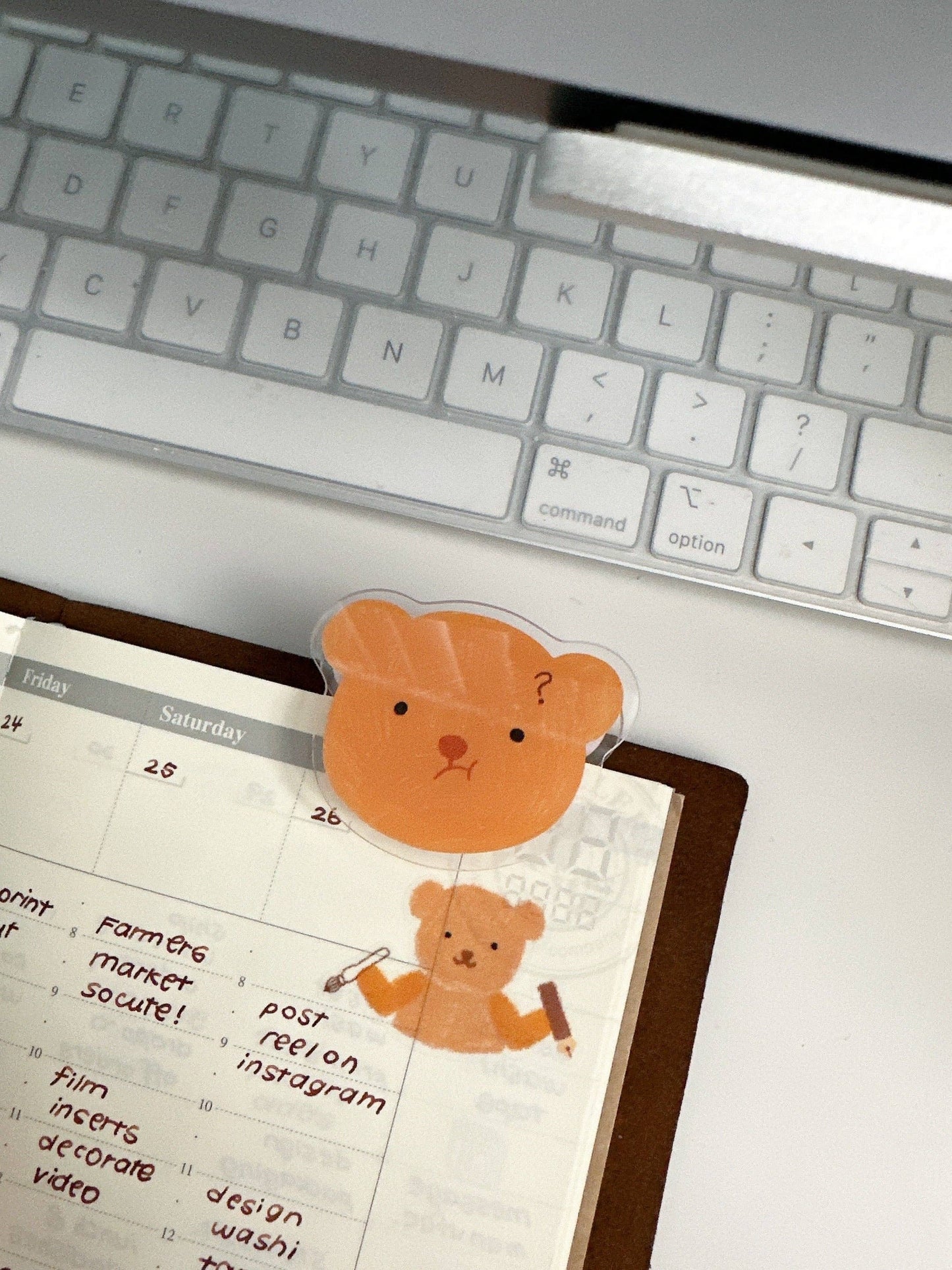 Bloom Paper Studio - Acrylic Clip - Double Sided Beary Confused