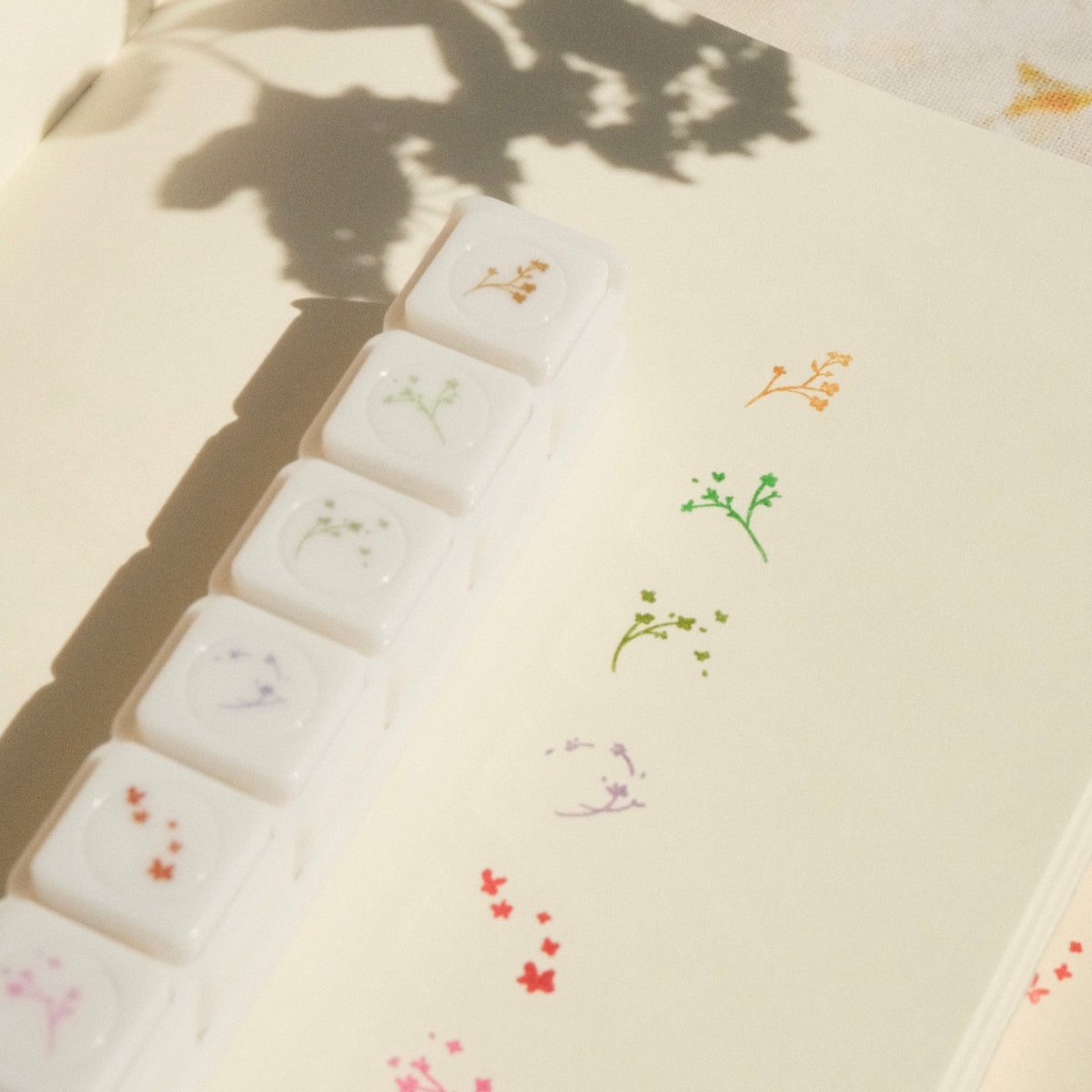 mikan manta - 6 in 1 Button Stamp - Flowers 2