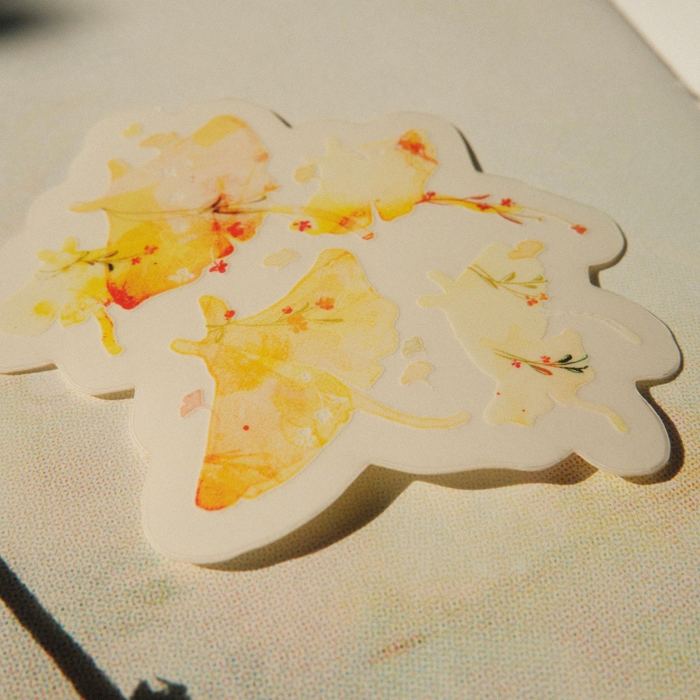 mikan manta - Transparent Sticker - Ginkgo Mantas