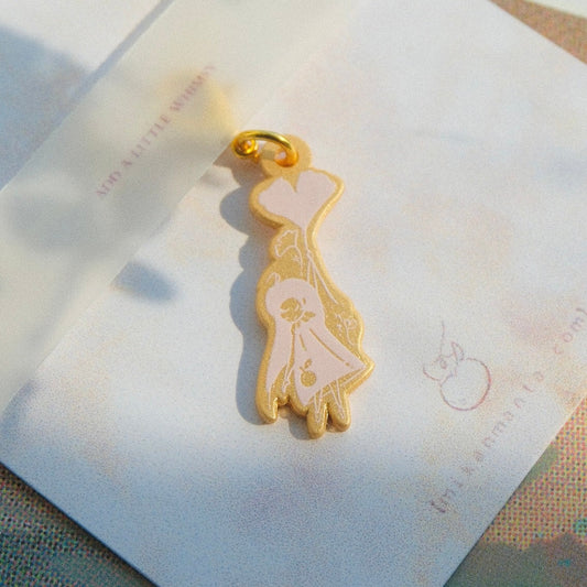 mikan manta - Painted Brass Charm - Girl with Ginkgo
