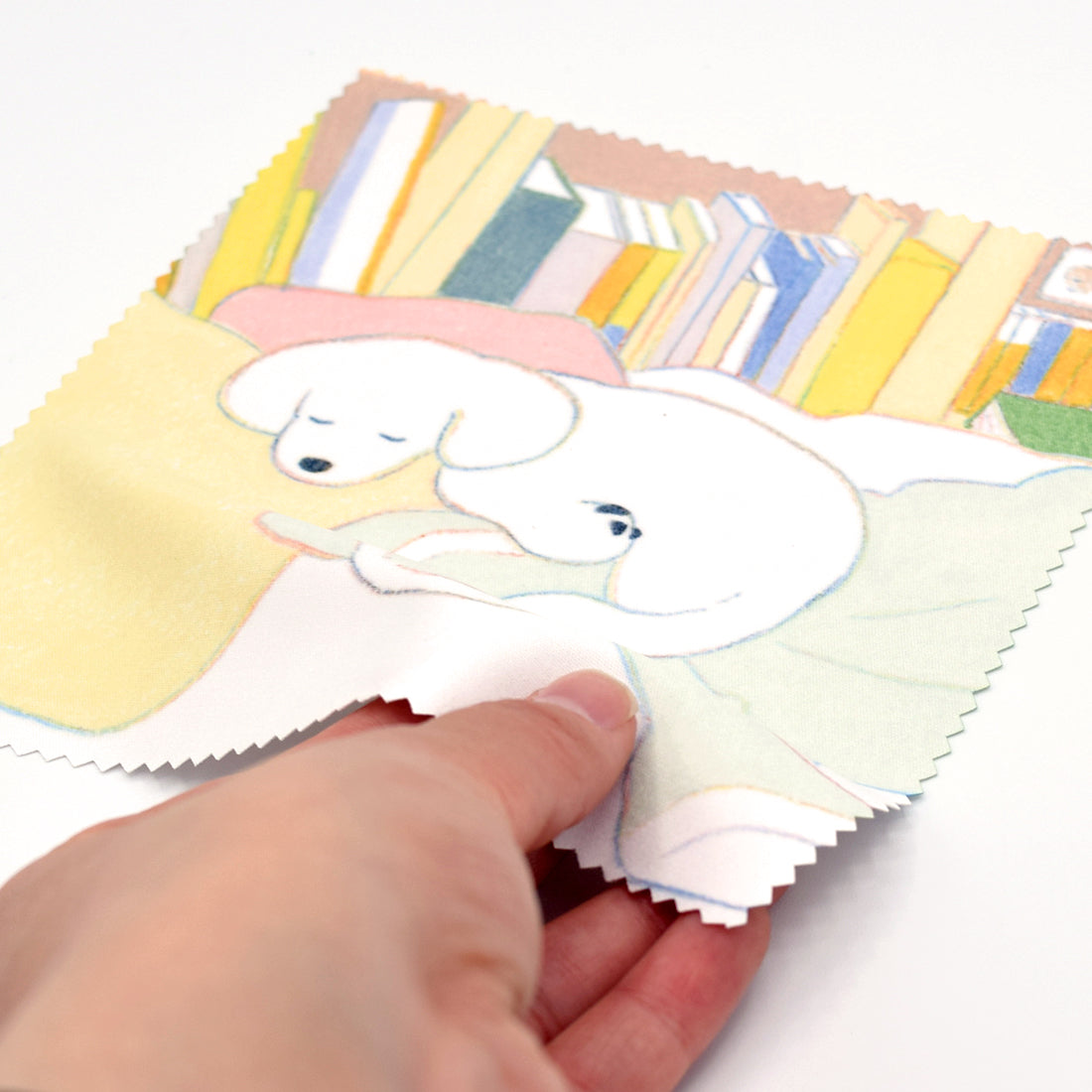 Natsumi Teraoka - Lens Cloth