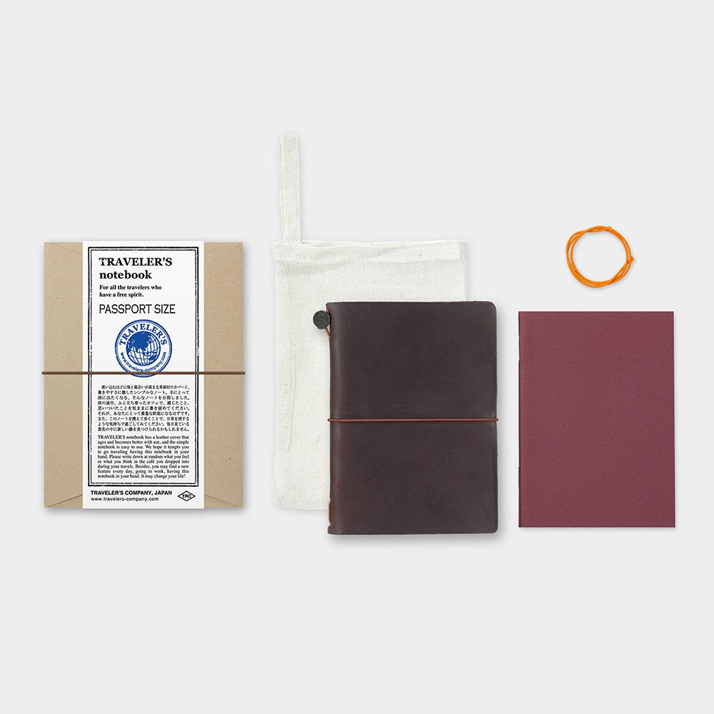TRAVELER's Notebook - Passport Size - Brown