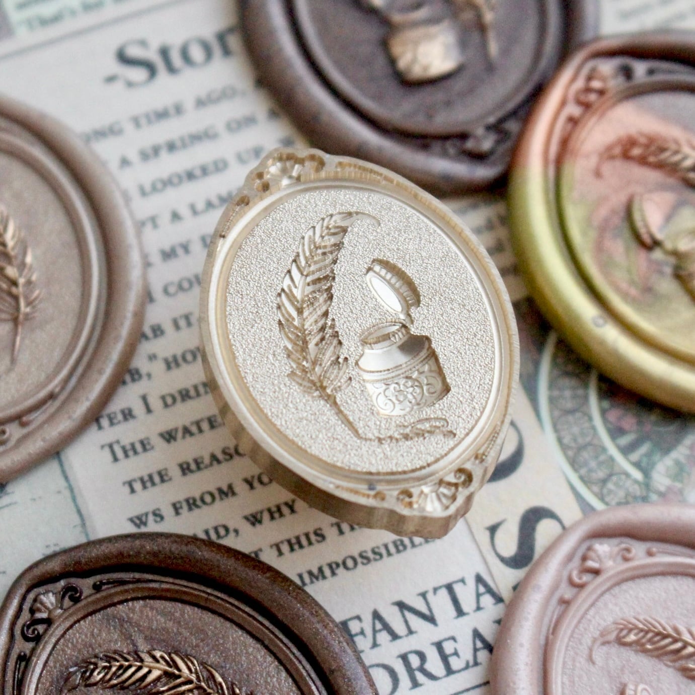 Myrtilles Atelier x Madobe no Meissel - Wax Seal Stamp - Quill Pen