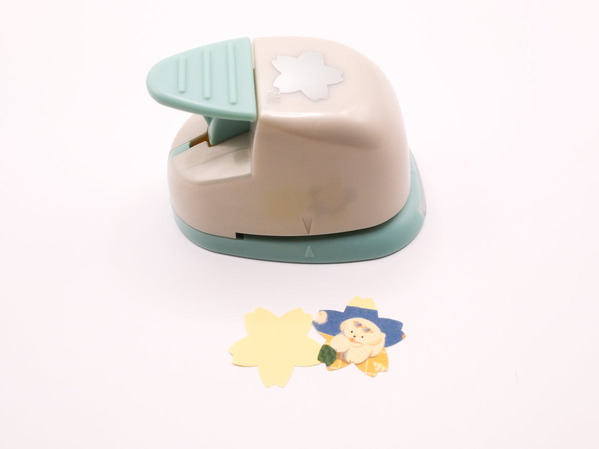 Kuretake KurePunch - Medium - Sakura