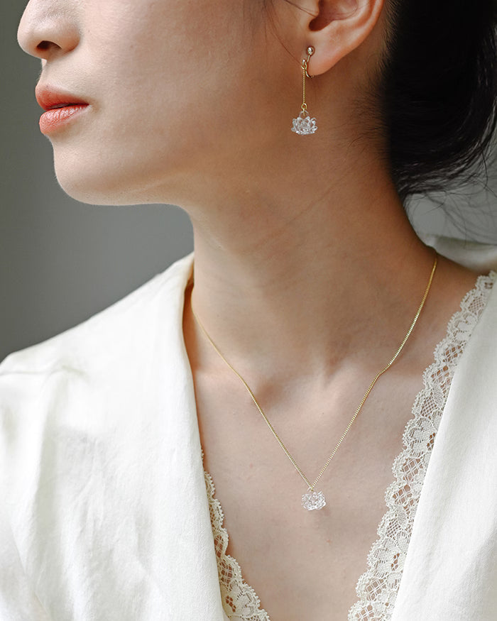 HARIO Lampwork Factory - Glass Necklace - White Clover Flower